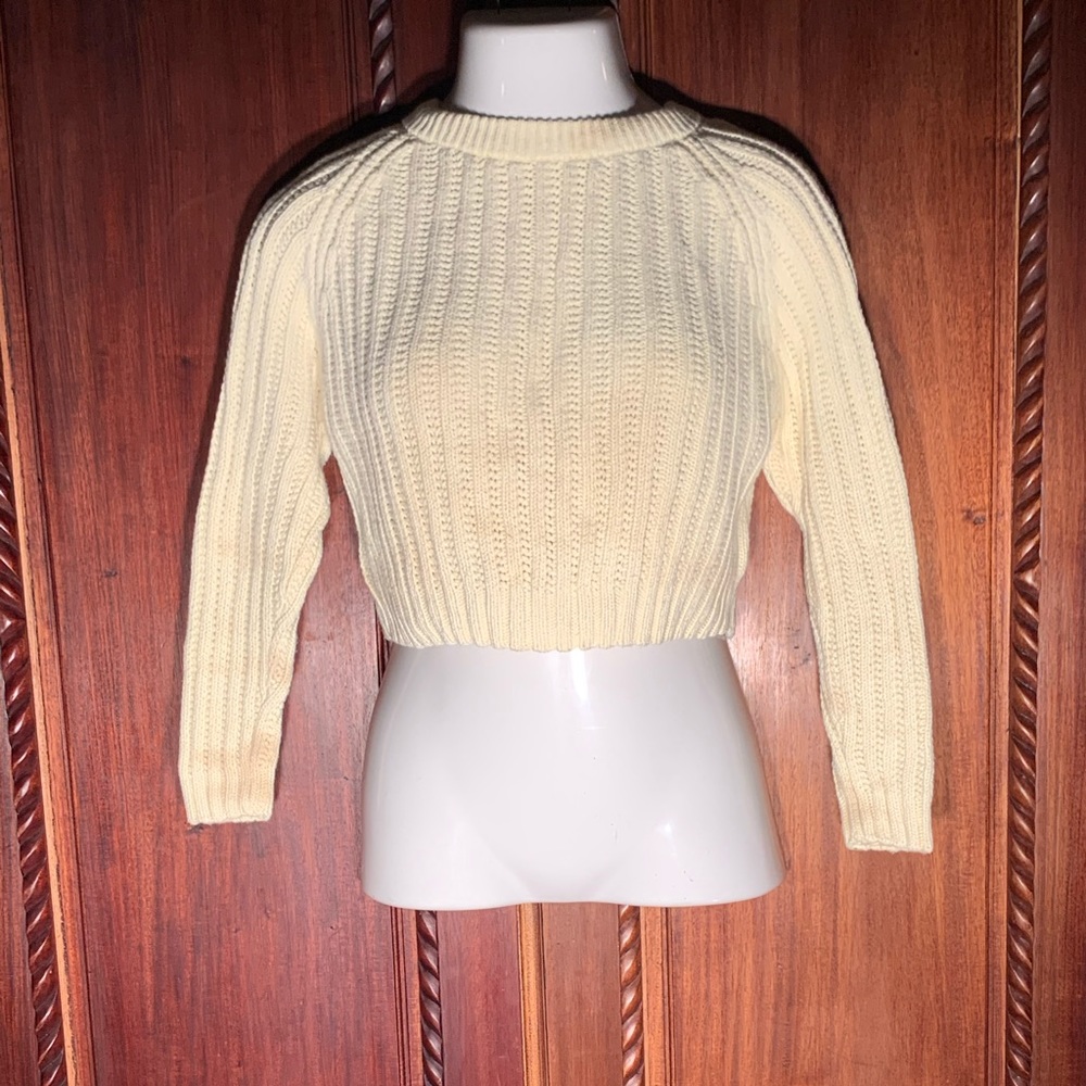 Yellow Springtime Cropped Long Sleeved Sweater S